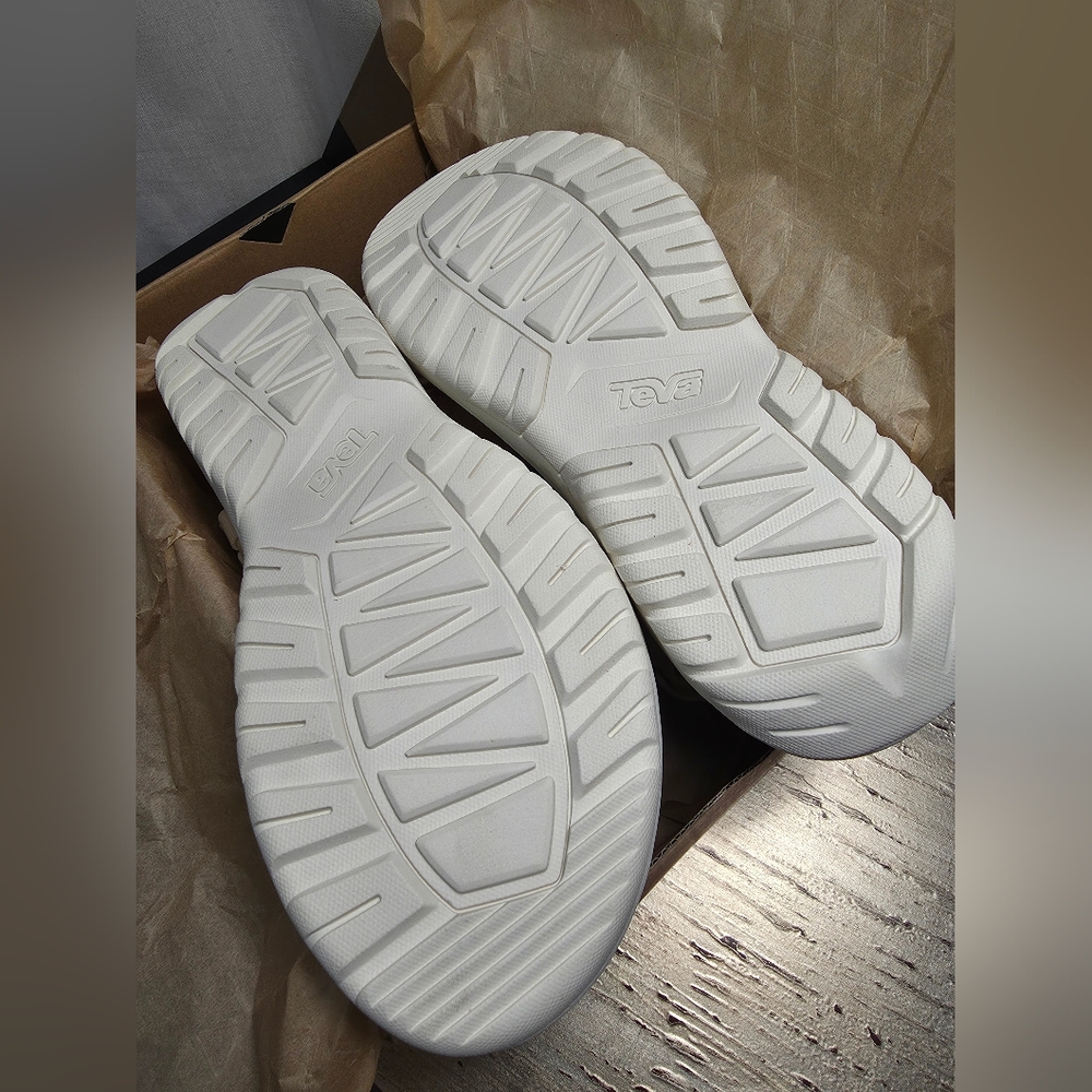 NIB TEVA White Hurricane Ampsole Volt Sandals Shoes 14W 12M - Picture 3 of 5